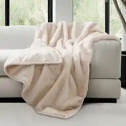 Costco Luxe Faux Fur Throw in 4 Colours, 152 x 177 cm offer