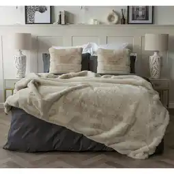 Costco Belledorm Alaska Faux Fur Throw in 2 Colours, 150 x 200 cm offer