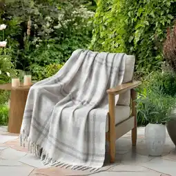 Costco Casual Living Faux Mohair Throw in 4 Colours, 127 x 178 cm offer