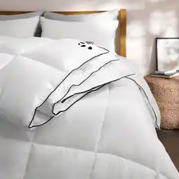 Costco Panda The Cloud Bamboo 4.5 Tog Duvet in 4 Sizes offer