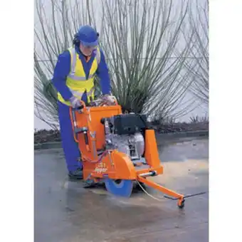 Jewson Petrol floor saw 400mm offer