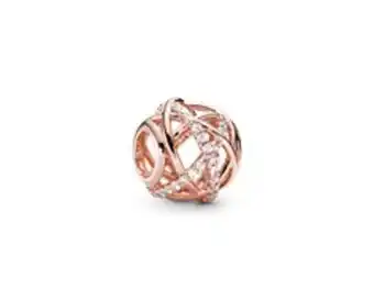 Pandora Sparkling & polished lines charm offer
