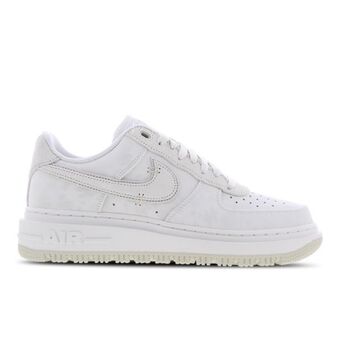 Foot Locker Nike air force 1 low offer