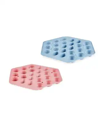 Aldi Kirkton House Cake Pop Mould offer