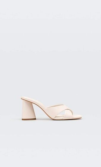 Stradivarius Sandalias tacón cruzadas oferta
