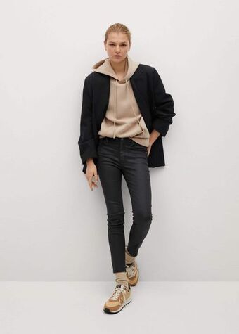 MANGO Jeans isa oferta