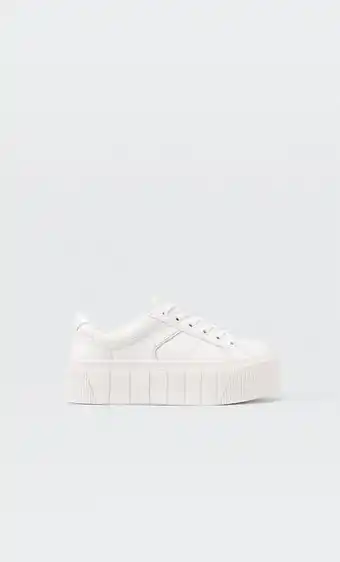 Stradivarius Zapatillas plataforma blancas oferta