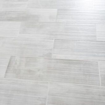 Brico Depôt Azulejo cerámico gris mate kofrage 20 x 60 cm oferta