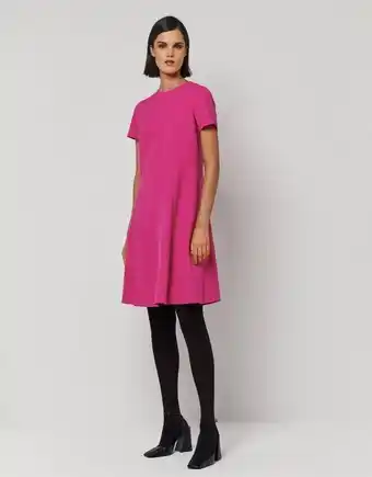 Vestido manga corta crepé fucsia