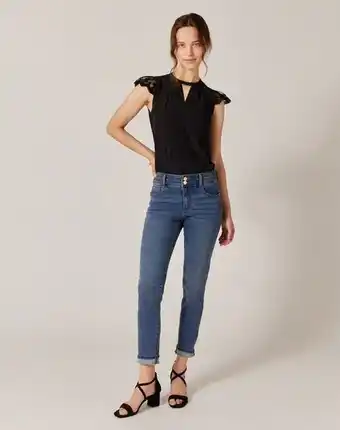 Naf Naf Jeans de tiro bajo con doble botón color denim oferta
