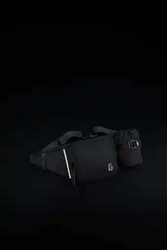 ZARA Kids/ riñonera alastair mckimm limited edition oferta