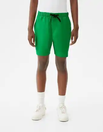 Bershka Bermuda efecto nylon oversize semi jogger oferta