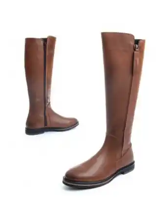 Venca Bota alta plana de cuero con elásticos oferta