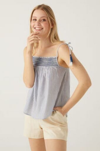 Fifty Factory Blusa volumen tirantes borlas oferta