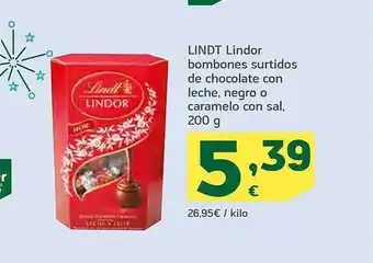 HiperDino Lindt lindor bombones surtidos de chocolate con leche, negro o caramelo con sal oferta