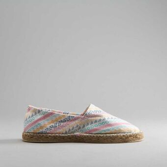 Merkal Alpargata tribal coconut oferta