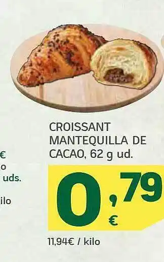 HiperDino Croissant mantequilla de cacao oferta