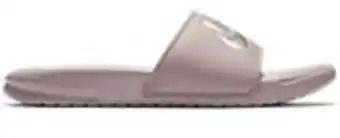Deichmann Chancla nike benassi oferta