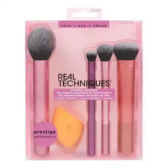 de la Uz Real techniques every day essentials set brush oferta