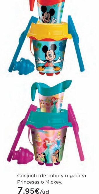 Hipercor Conjunto de cubo y regadera Princesas o Mickey. oferta