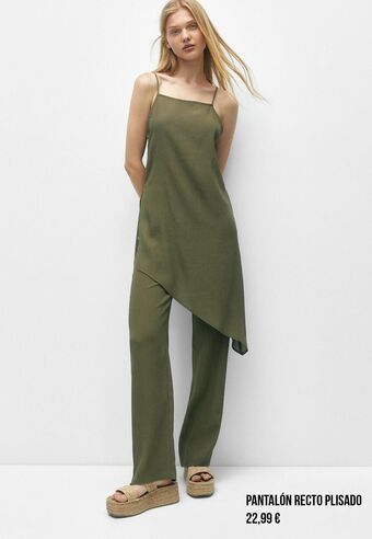 Pull & Bear Pantalones recto plisado oferta