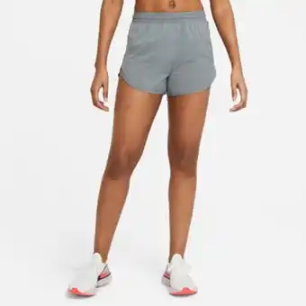 Intersport Nike · pantalón corto tempo luxe 3 oferta