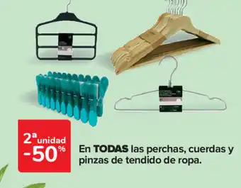 Carrefour RN TODAS las perchas, cuerdas y pinzas de tendido de ropa. oferta