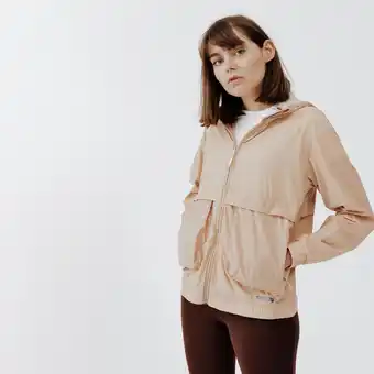 Decathlon Chaqueta cortaviento running mujer wind breath beis oferta