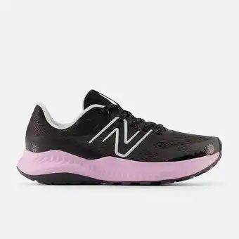 Decathlon Zapatillas trailrunning mujer - new balance dynasoft nitrel v5 - grey/lilac oferta