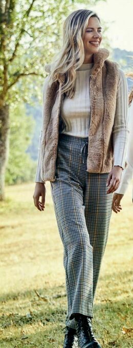 Carrefour Pantalón fluido cuadros oferta