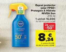 Carrefour Market Esprai protector solar FP50+ Protegeix & Hidrata NIVEA Sun oferta