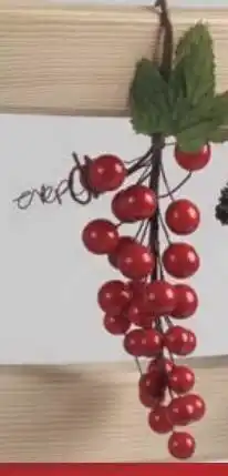 Carrefour Ramo bayas rojas oferta