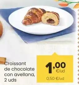 Autoservicios Familia Croissant de chocolate con avellana oferta