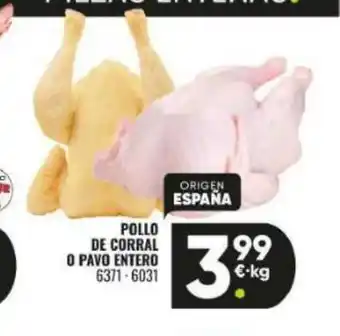 Family Cash Pollo de corral o pavo entero oferta