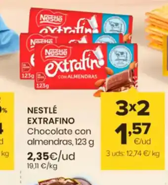 Autoservicios Familia NESTLÉ EXTRAFINO Chocolate con almendras oferta