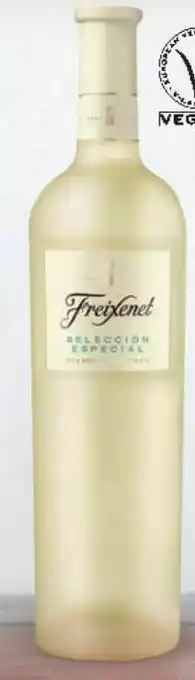 Carrefour D.o. ''cataluña'' freixenet selección especial. blanco macabeo, sauvignon blanc y chardonnay con toques de muscat y xarel-lo oferta