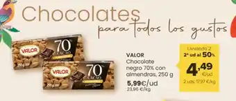 Autoservicios Familia VALOR Chocolate negro 70% con almendras oferta