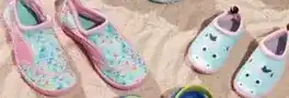 Carrefour Zueco baño, escarpín o cangrejera playa bebé oferta