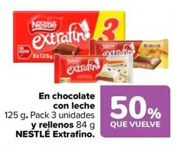 Carrefour NESTLÉ Extrafino En chocolate con leche y rellenos oferta