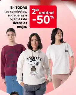 Carrefour SNOOPY En todas las camisetas, sudaderas y pijamas de licencias mujer. oferta