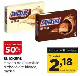 Snickers - helado de chocolate o chocolate blanco