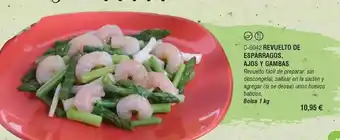 Revuelto de esparragos, ajos y gambas