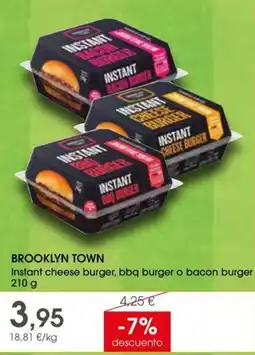 Supermercados Plaza Brooklyn Town Instant cheese burger, bbq burger o bacon burger oferta