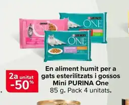 Carrefour Market PURINA ONE En aliment humit per a gats esterilitzats i gossos Mini oferta