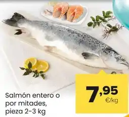 Autoservicios Familia Salmón entero o por mitades oferta