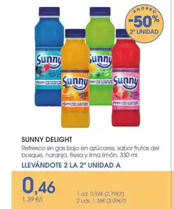 Supermercados Plaza SUNNY DELIGHT Refresco sin gas bajo en azúcares, sabor frutas del bosque, naranja, fresa y lima limón oferta