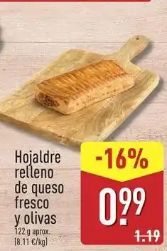 ALDI Hojaldre relleno de queso fresco y olivas oferta