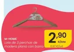 Eroski M-HOME Lote de 3 perchas de madera plana con barra oferta