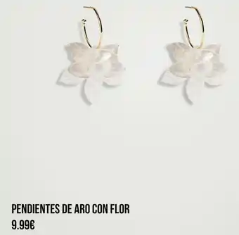Pendiente de aros con flor
