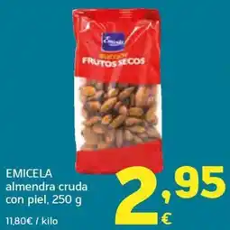 HiperDino Emicela almendra cruda con piel oferta
